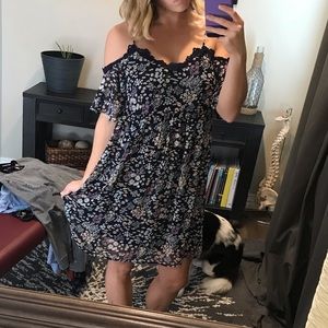 Floral open shoulder dress!